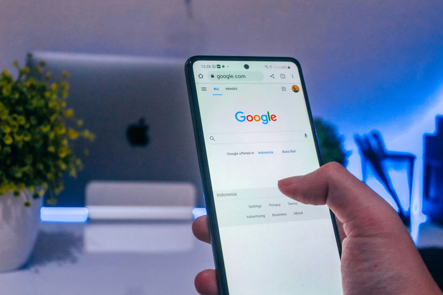 pesquisa da marca no Google via celular